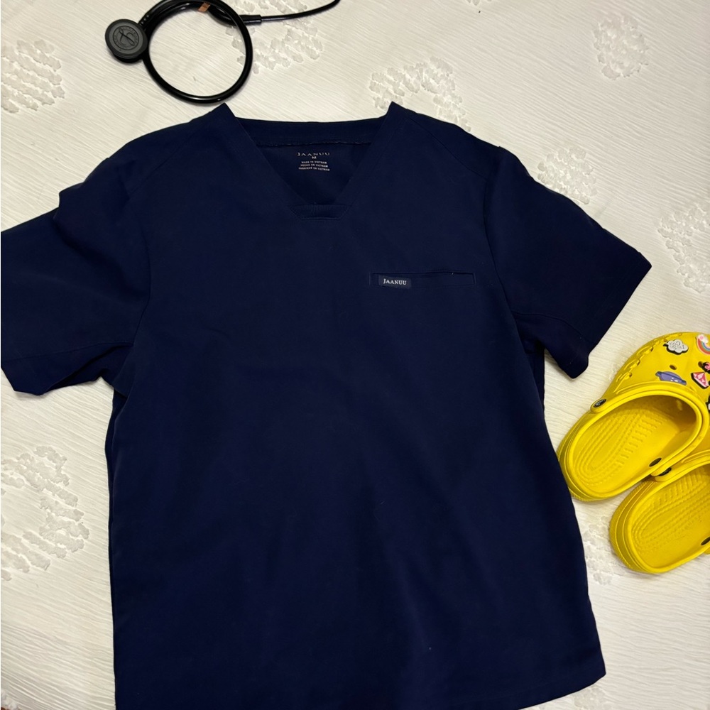 Jaanuu Men’s Navy Scrub Top - Medium